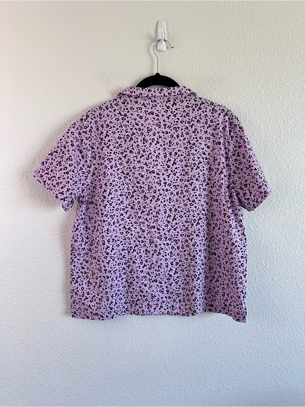 Love by Gap Women's Poplin Collard Short Sleeve Pajama Top Cheetah Print - Picture 3 of 8